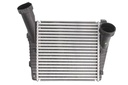 Интеркулер (лев) AUDI Q7 PORSCHE CAYENNE VW TOUAREG 2.5D-5.0D 05.02-05.18
