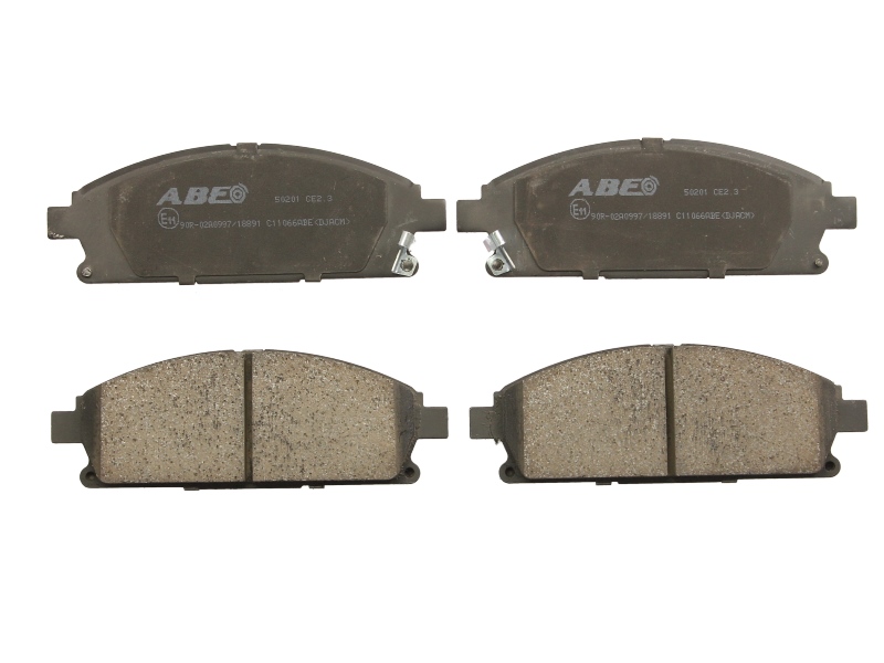 Комплект тормозных колодок передн , ACURA MDX  HONDA CR-Z  INFINITI Q45 I, Q45 II, QX4  NISSAN CARAVAN, PATHFINDER II, QUEST, TERRANO II, X-TRAIL I 1.5H-4.1 10.92-