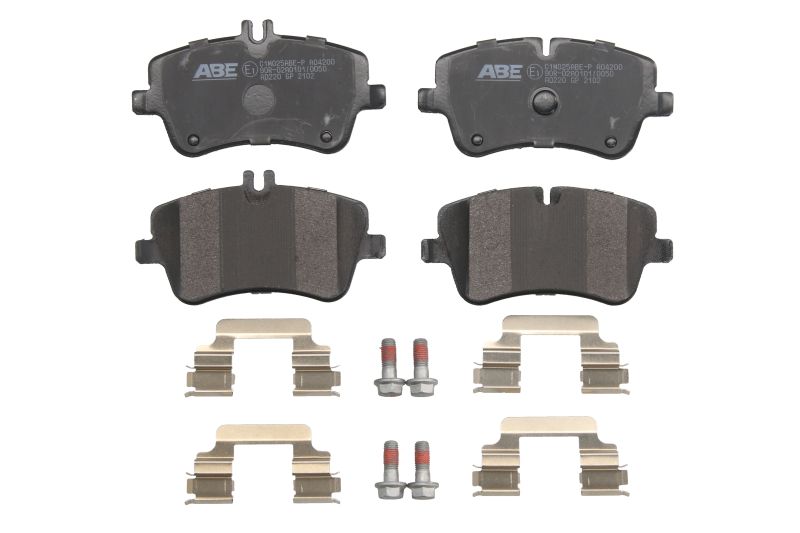 Комплект тормозных колодок передн , MERCEDES C (CL203), C T-MODEL (S203), C (W203), CLC (CL203), CLK (A209), CLK (C209), SLK (R171) 1.6-3.5 05.00-06.11