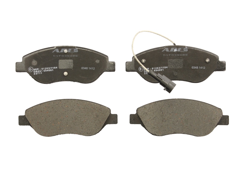 Комплект гальмівних колодок передн , ALFA ROMEO MITO  FIAT BRAVO II, STILO  LANCIA DELTA III, LYBRA 1.3D-2.4 10.01-10.18