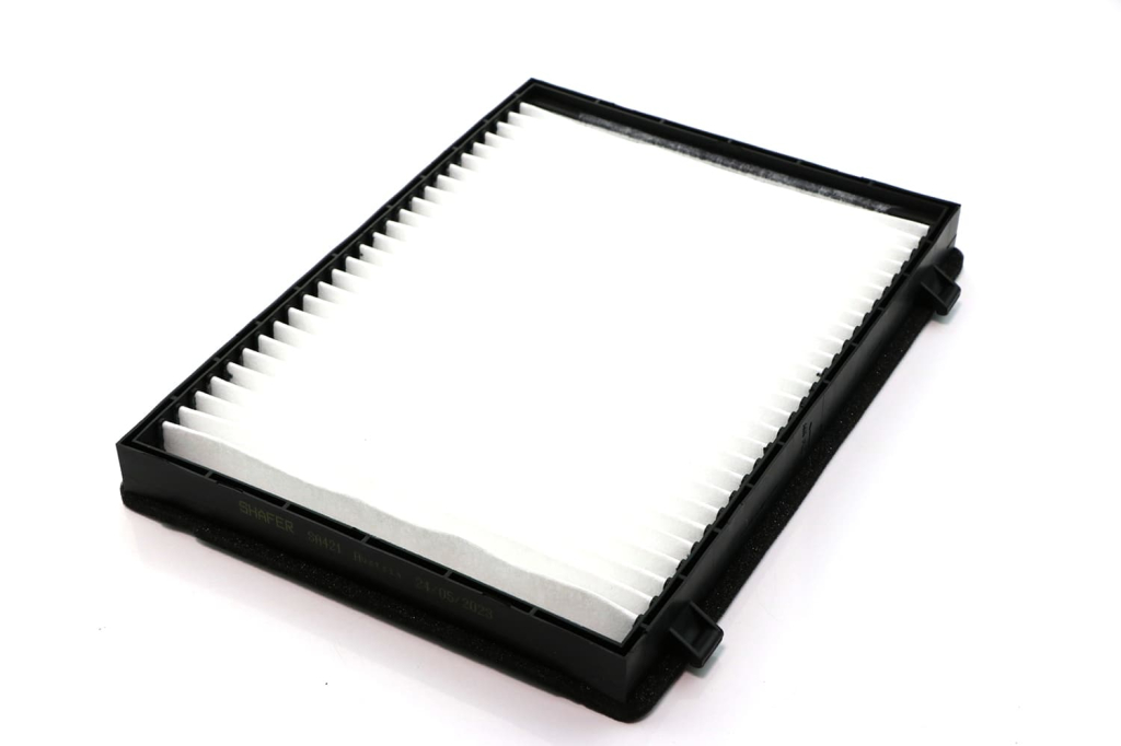 Фильтр салонный Chevrolet Captiva (06-), Opel Antara (08-), (в пластиковом корпусе)