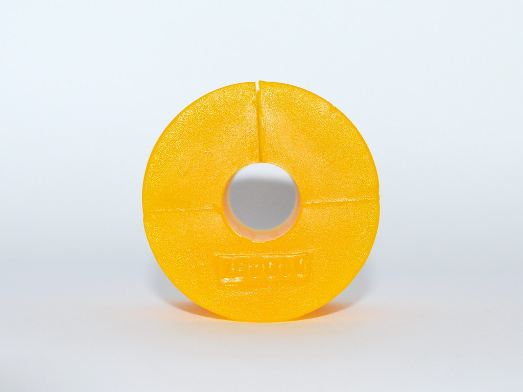 Ø 16mm Втулка стабілізатора зад. (поліуретан) DB 203 1.6-5.5 05.00-06.11
