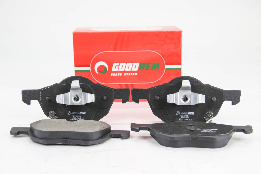 Тормозные колодки пер. Honda Accord 03-08/CR-V 01-06 (akebono)