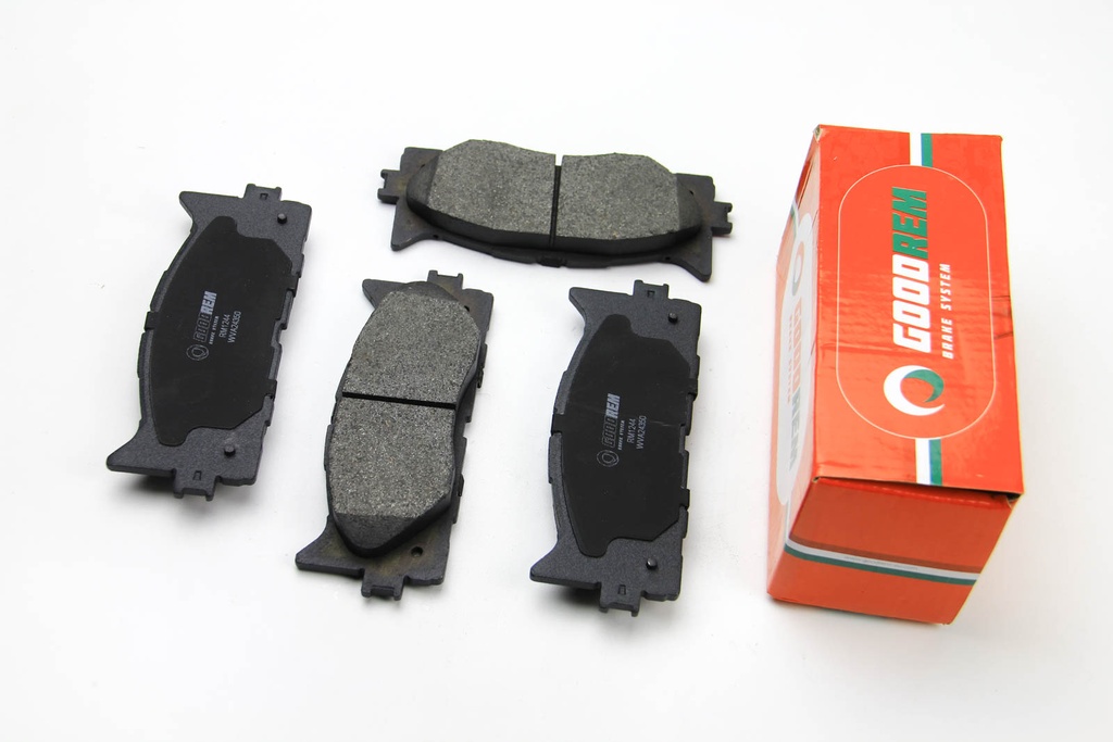  Гальмівні колодки пер. Toyota Camry 06-11 (akebono)