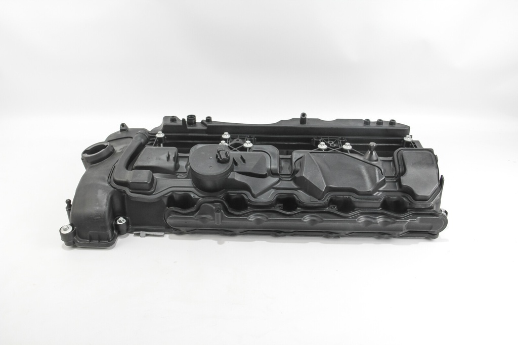 Крышка клапанная BMW 3/5/X5 3.5i 06-