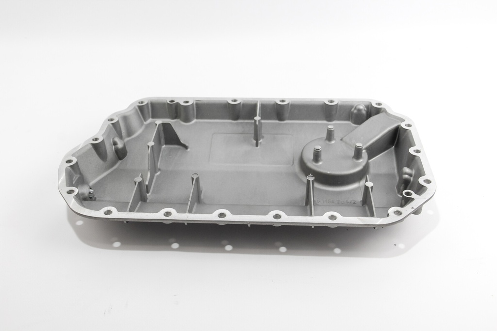Масляный поддон A4/A6/Passat 2.4-2.8i 96-05 (без отверстия)