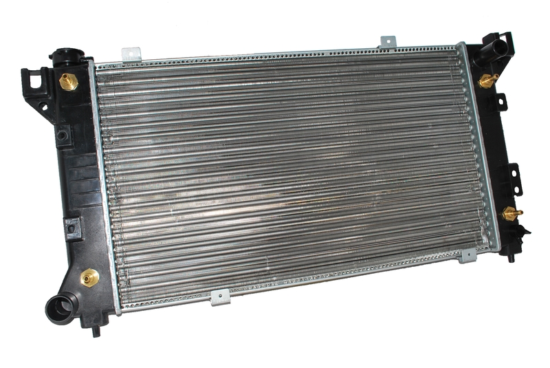 Радіатор двигуна (акпп/мкпп) CHRYSLER CARAVAN, VOYAGER III  DODGE CARAVAN  PLYMOUTH VOYAGER 2.0-3.8 01.95-03.01