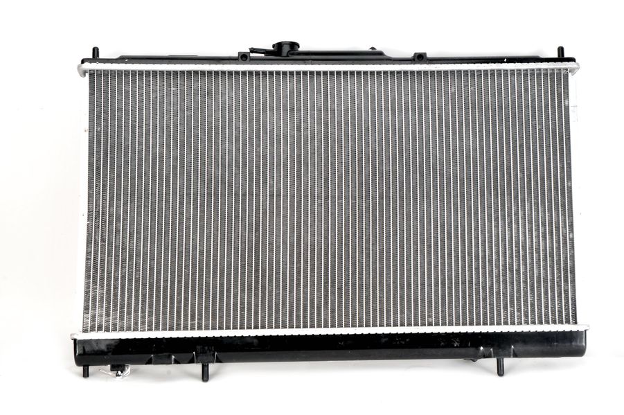 Радіатор двигуна (мкпп) MITSUBISHI GALANT VIII 2.0-2.5 09.96-10.04