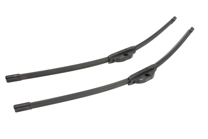 Щітка склоочисника безкаркасна передн (2шт) Aerotwin 600мм IVECO DAILY IV, DAILY V; MERCEDES E (W213); AUDI A8 D3; BMW 7 (E65, E66, E67); RENAULT MASTER II; VW PHAETON 07.98-10.23