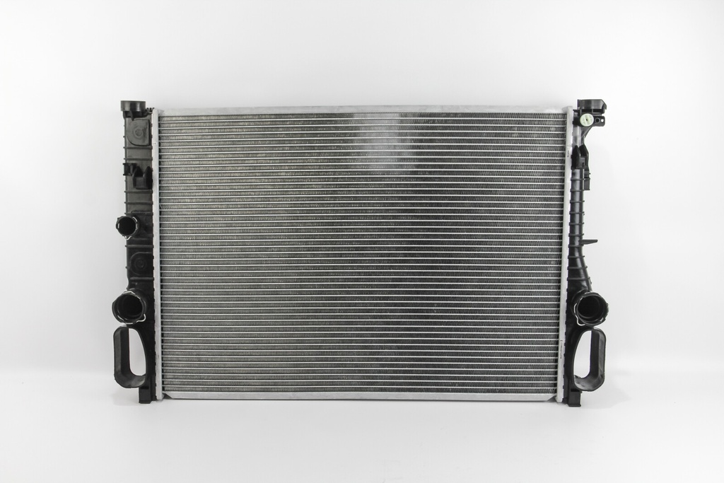 Радіатор охолодження двигуна MB W211/S211/C216 02-10 (+/- AC)