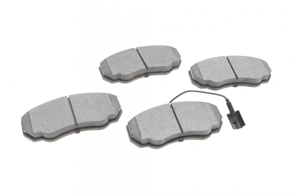 Колодки гальмівні (передні) Citroen Jumper/Fiat Ducato/Peugeot Boxer 02- R15 (Brembo)