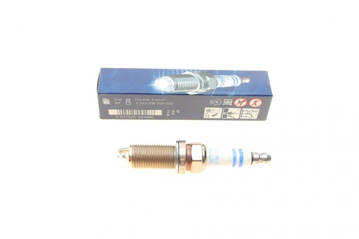 [0 242 236 593] Свічка запалювання Toyota Sequoia/Land Cruiser/Lexus GS/GX/LS/LX 2.7-5.7 07-