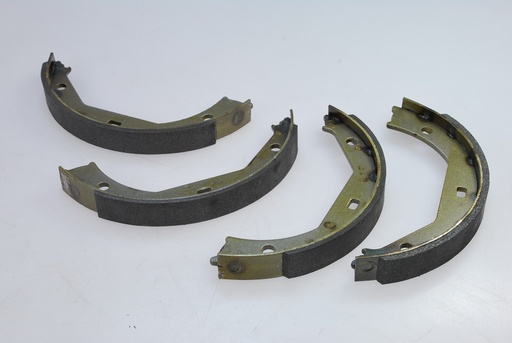 [CRB005ABE] Тормозная колодка BMW 1 (E81), 1 (E82), 1 (E87), 1 (E88), 2 (F22, F87), 3 (E46), 3 (E90), 3 (E91), 3 (E92), 3 (E93), 3 (F30, F80), 3 (F31), 3 GRAN TURISMO (F34), 4 (F32, F82) 1.5-4.4 09.95-