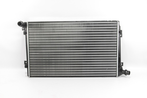 [RH0239] Радіатор охолодження двигуна Caddy III 1.9TDI (648x399x32)