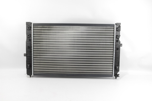 [RH0291] Радіатор охолодження двигуна A4/A6/Passat 95-08 2.5-2.8