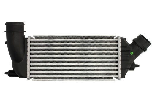 [DAC011TT] Интеркулер CITROEN C8, JUMPY II  FIAT SCUDO  PEUGEOT 807, EXPERT, EXPERT TEPEE  TOYOTA PROACE 2.0D 03.06-